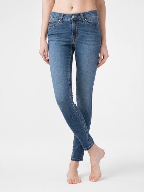 Ultraelastyczne eco-friendly jeansy skinny ze średnim krojem CON-182