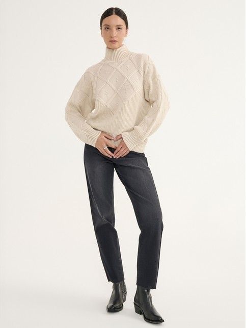 Черные джинсы mom с эффектом потертости и необработанным краем CON-661