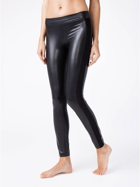 Modne legginsy ze sztucznej skóry z paskami GLOSS CHIC